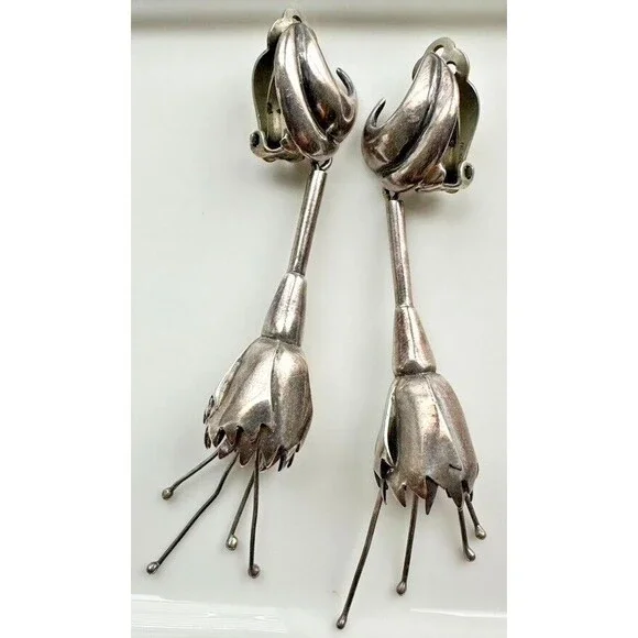 Antonio Pineda Taxco Mexico 970 Silver Flower floral Drop Clip Earrings